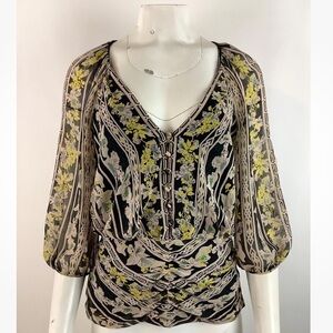 Diane Von Furstenberg Sz 8 100% Silk Chiffon V Neck Floral Blouse Buttoned